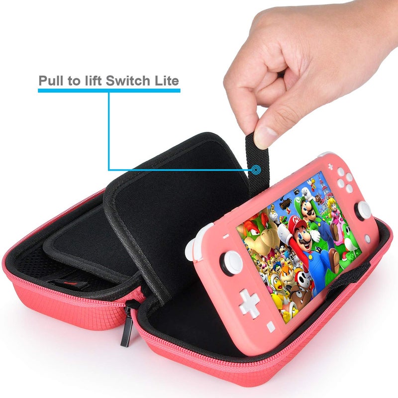 daydayup حافظة داي داي أب متوافقة مع نينتندو سويتش لايت مع 2 واقي شاشة و 6 قطع قبضة إبهام، 20 علبة ألعاب صلبة للسفر لحمل جهاز سويتش لايت والإكسسوارات، أحمر - Image 4